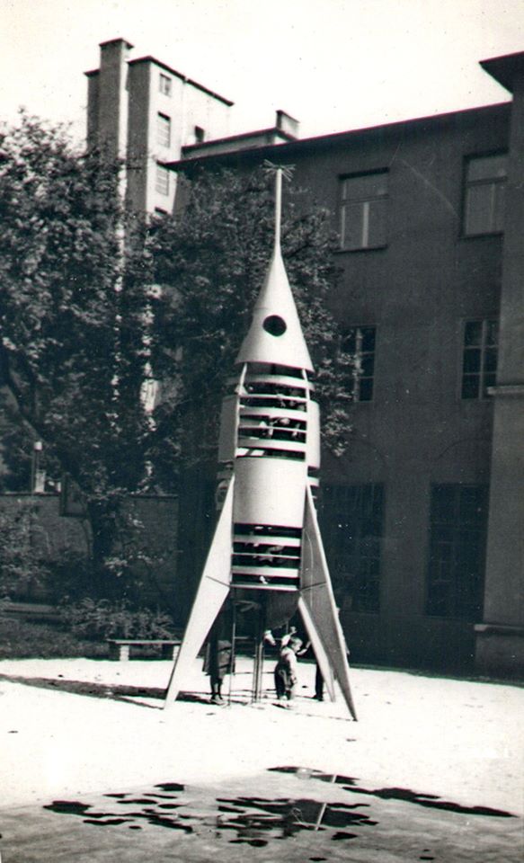 Dalmatinska ulica 1965. godine, dječje igralište